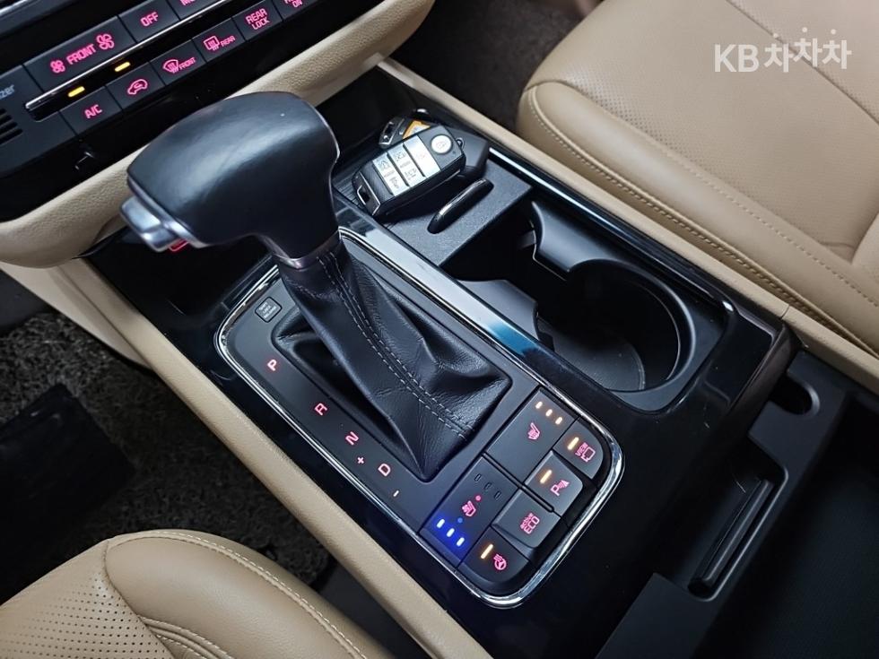 2018 - kia carnival