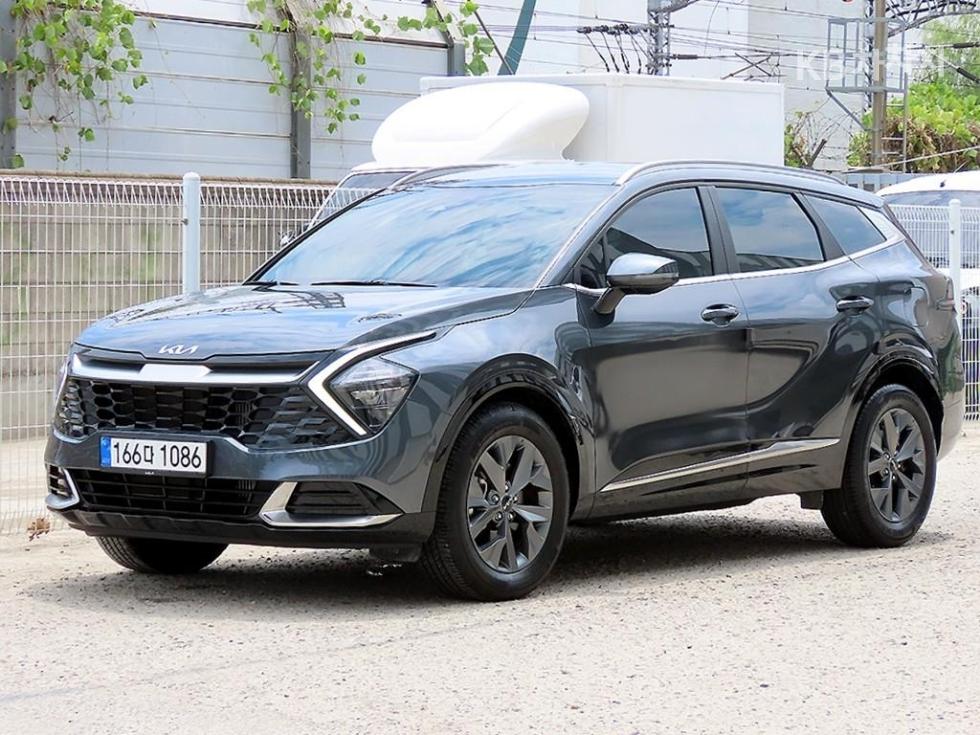 2024 - kia sportage