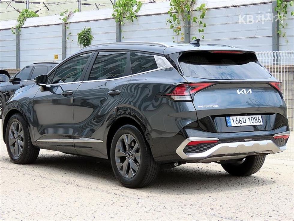 2024 - kia sportage
