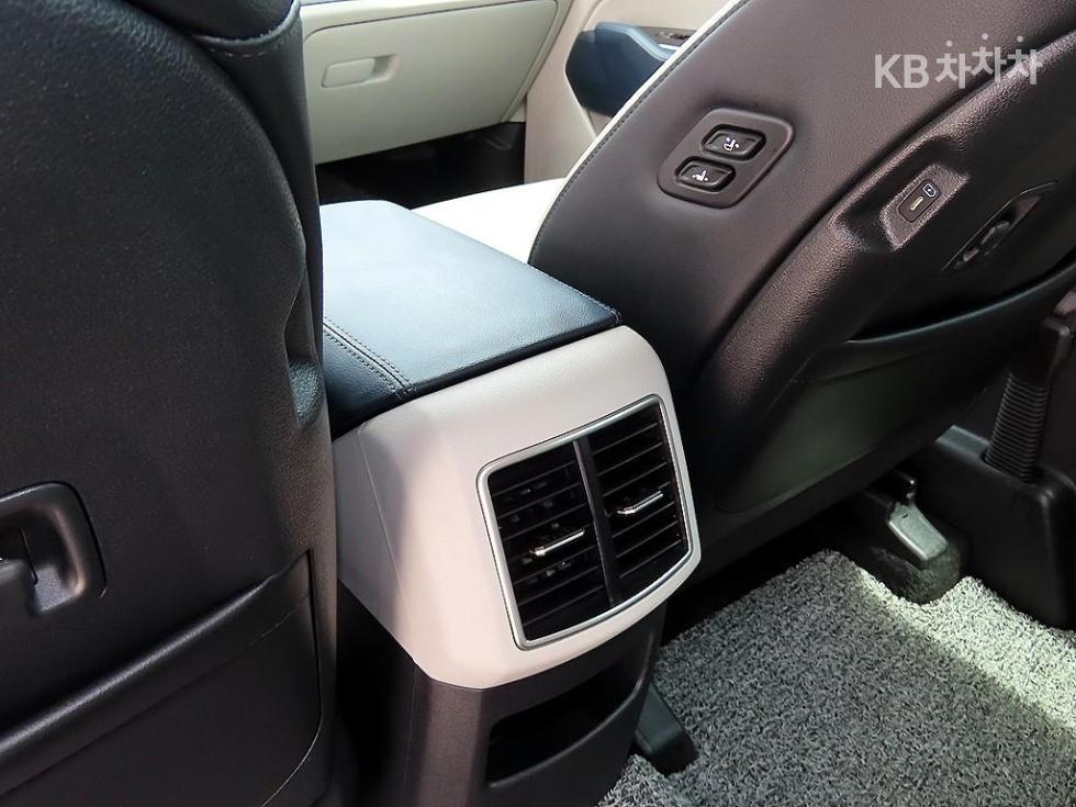 2024 - kia sportage