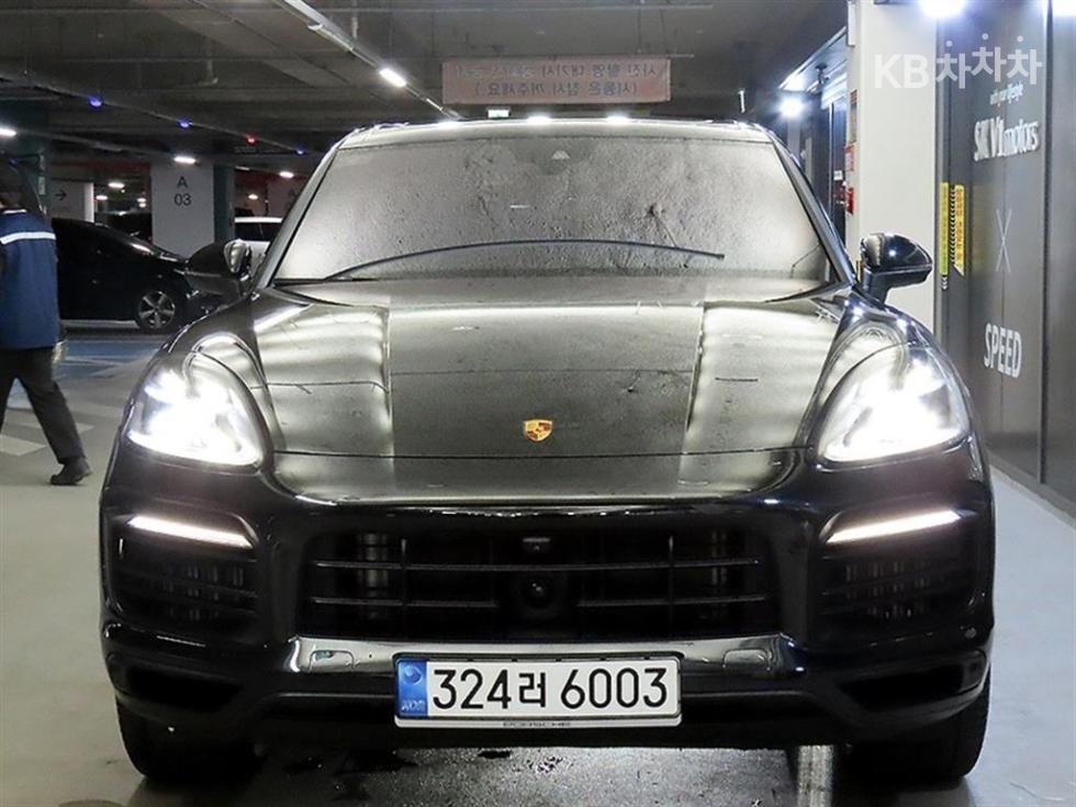 Porsche Cayenne — miniaturë 2