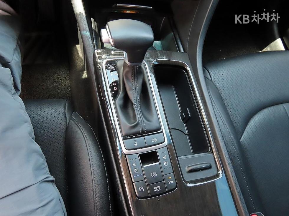 2019 - kia k5
