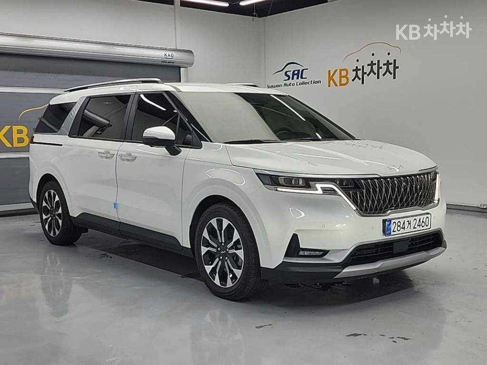 2023 - kia carnival