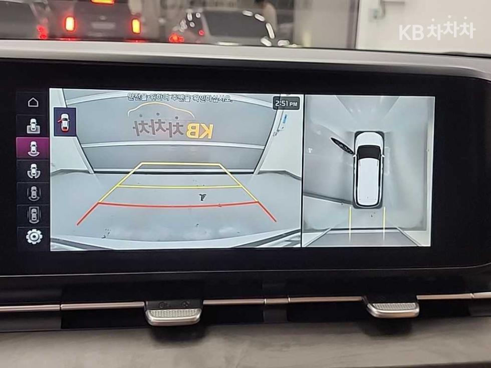 2023 - kia carnival