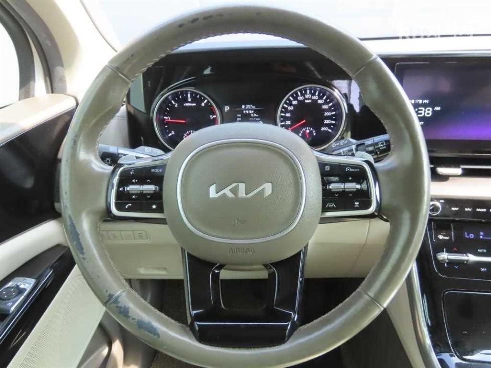 2023 - kia carnival