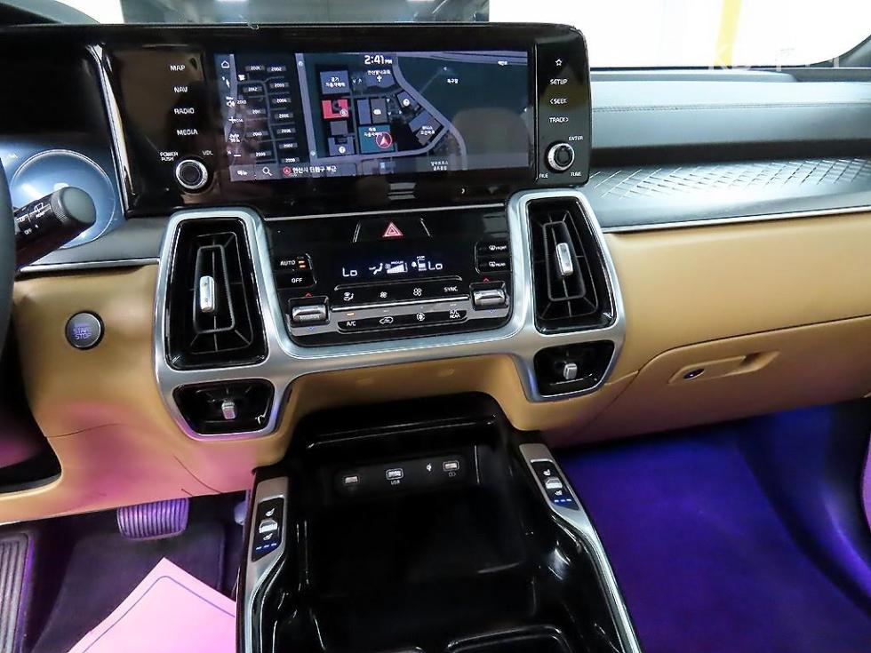 2021 - kia sorento