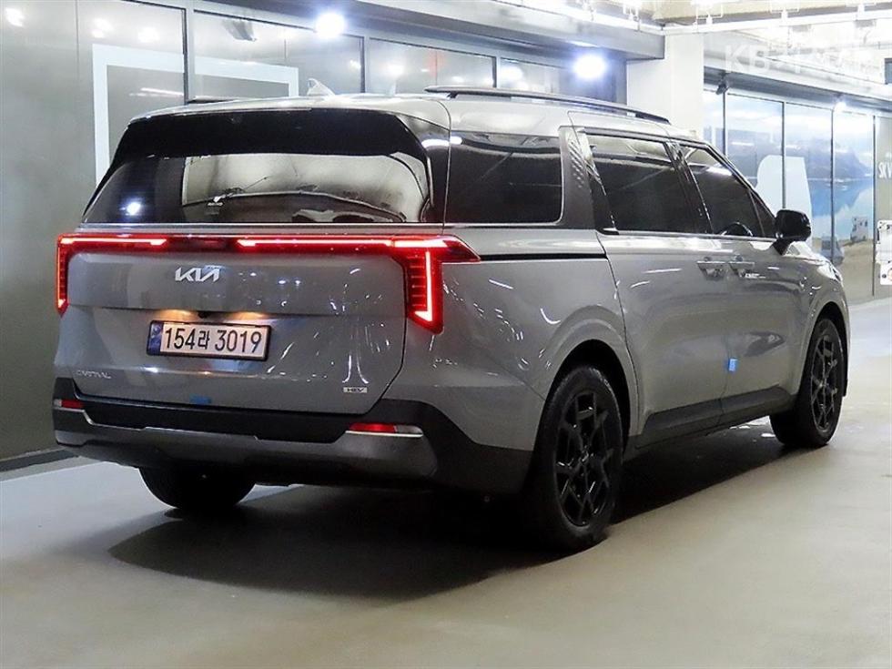 2025 - kia carnival
