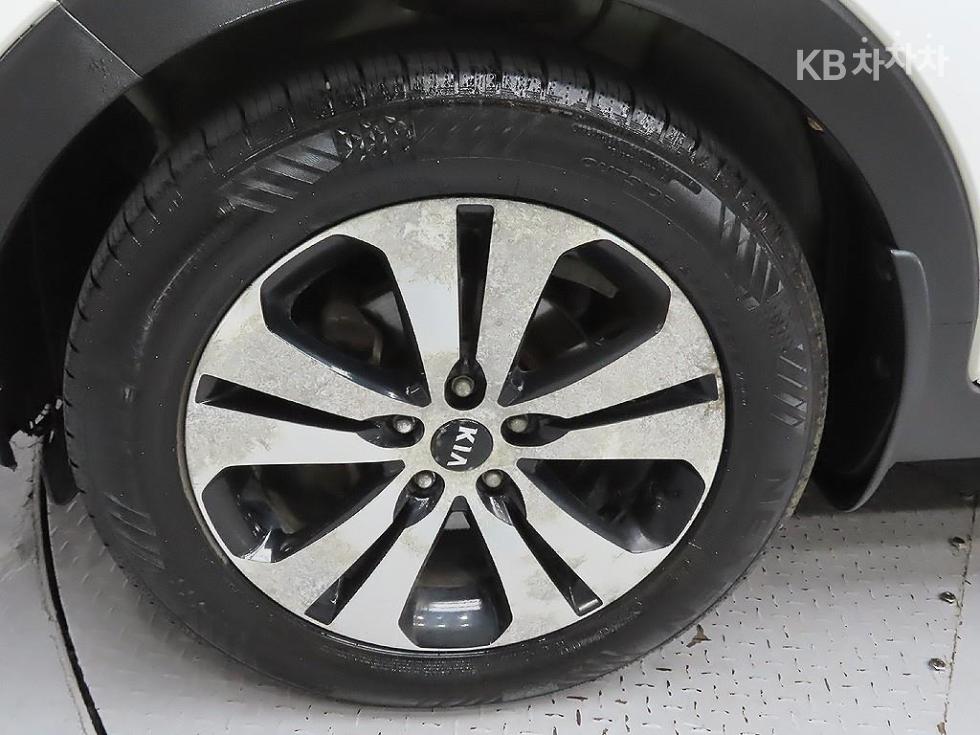 2012 - kia sportage
