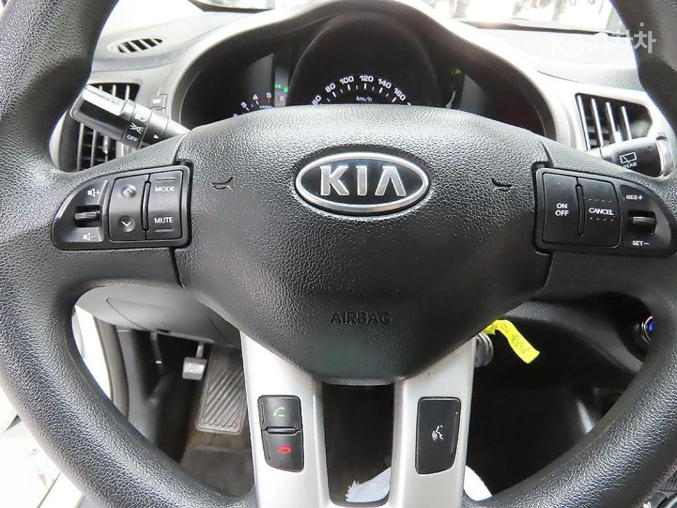 2012 - kia sportage