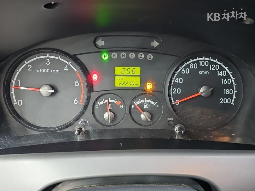 2016 - kia bongo iii