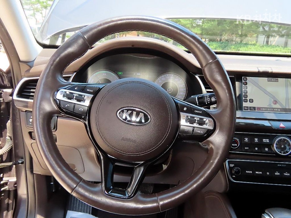 2018 - kia k7