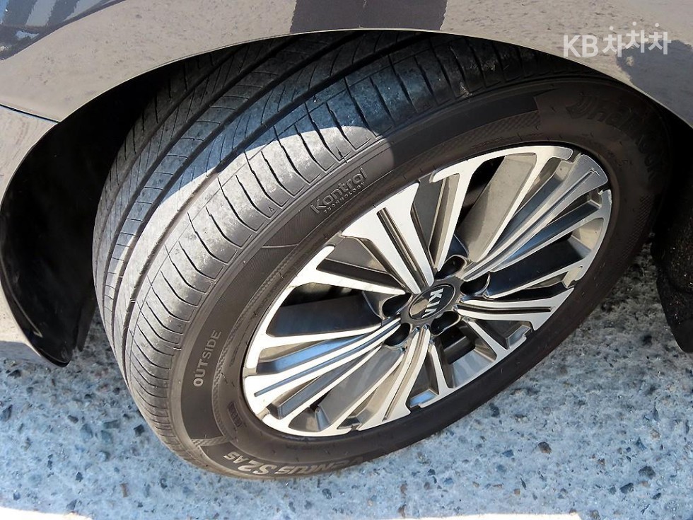 2018 - kia k7