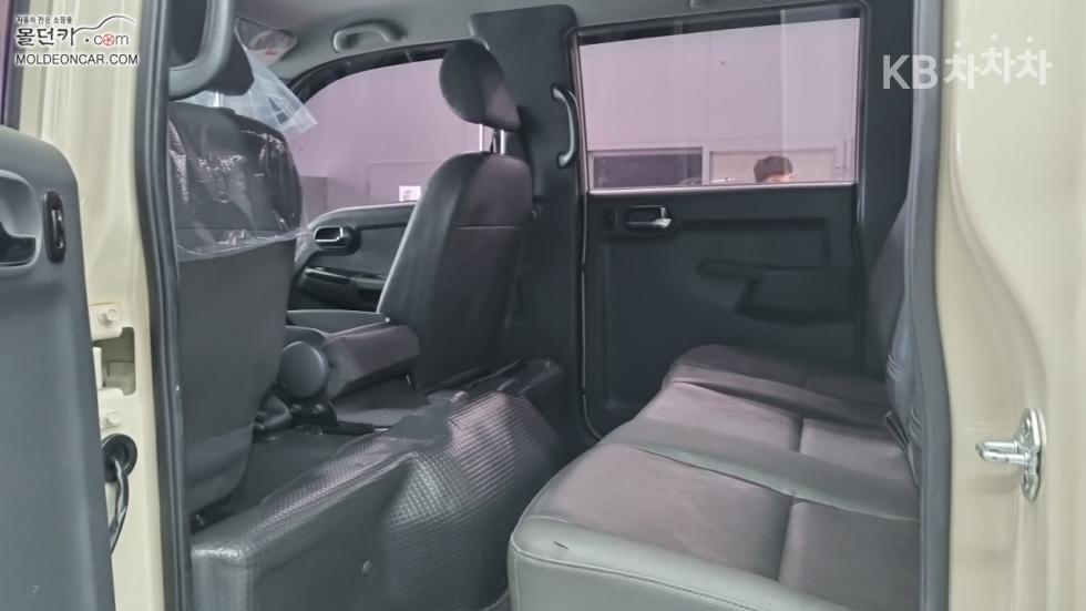 2017 - kia bongo iii