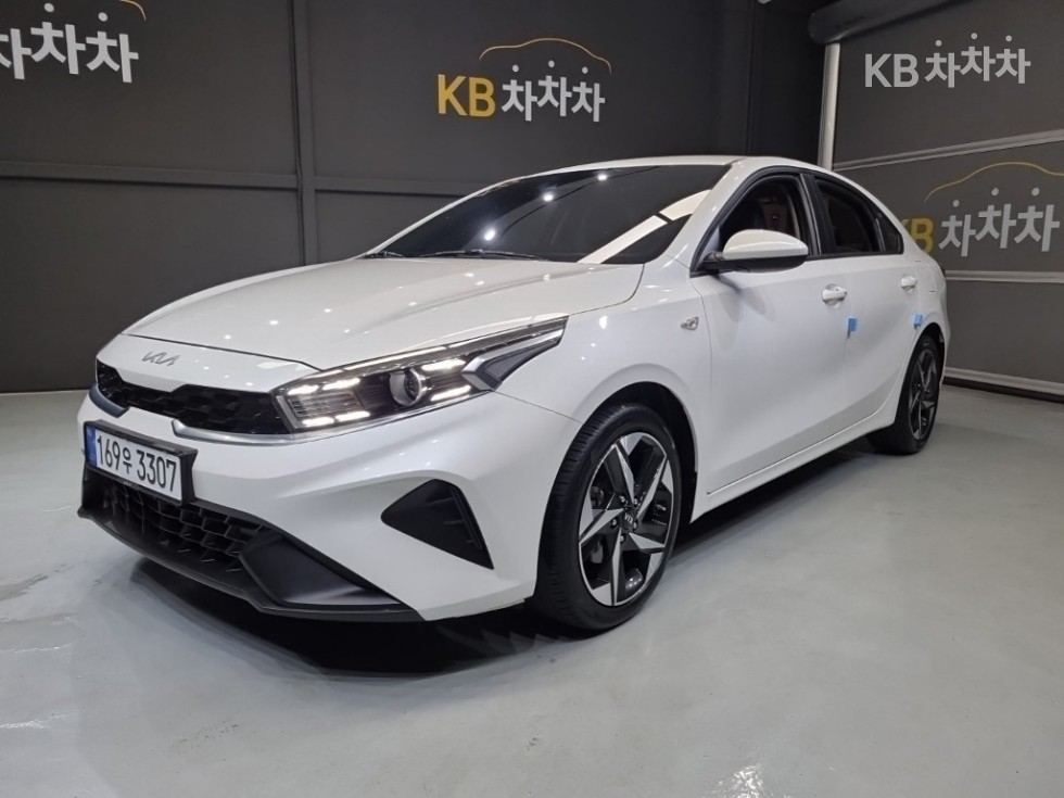 2022 - kia k3