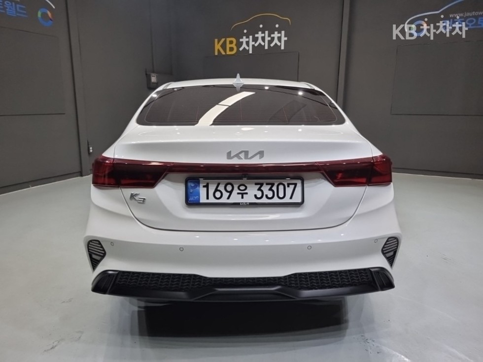 2022 - kia k3
