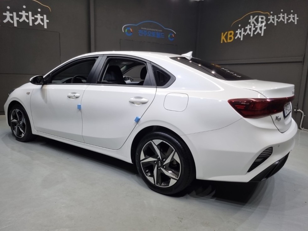2022 - kia k3