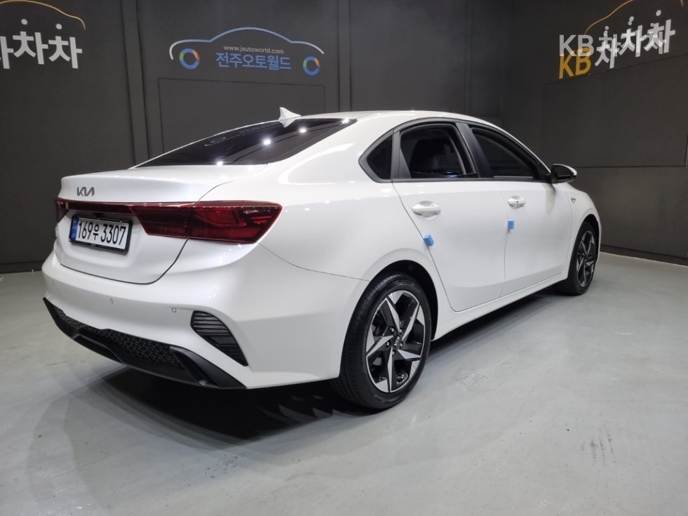 2022 - kia k3