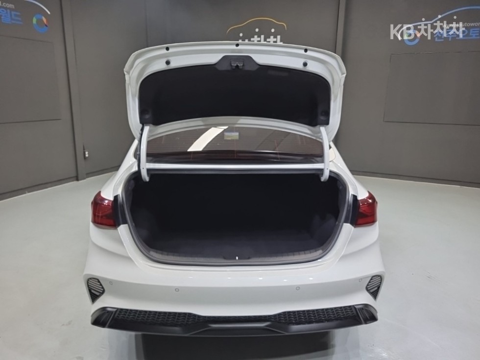 2022 - kia k3