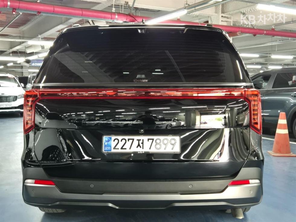 2024 - kia carnival