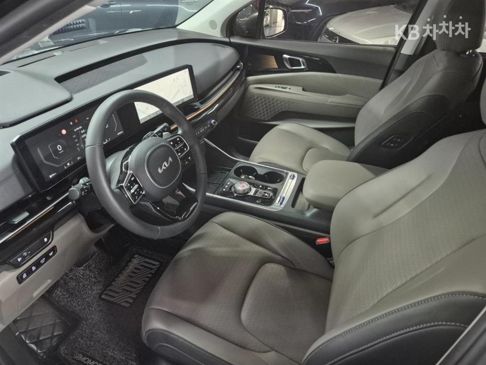2024 - kia carnival