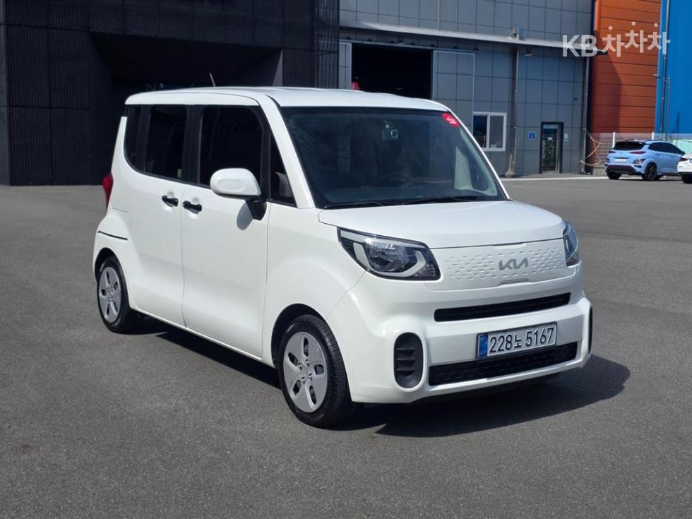 2022 - kia ray