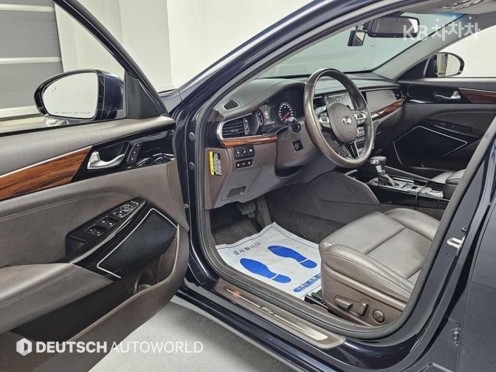 2017 - kia k7