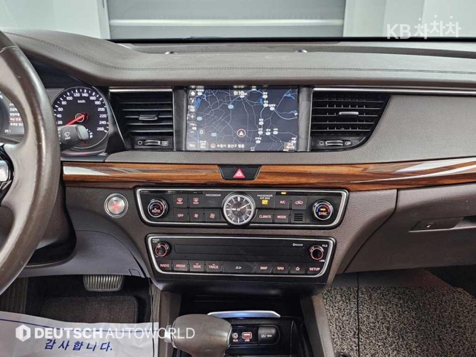 2017 - kia k7