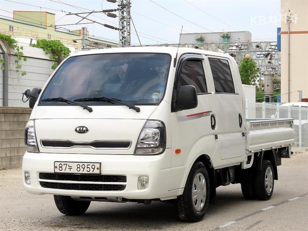 2022 - kia bongo iii
