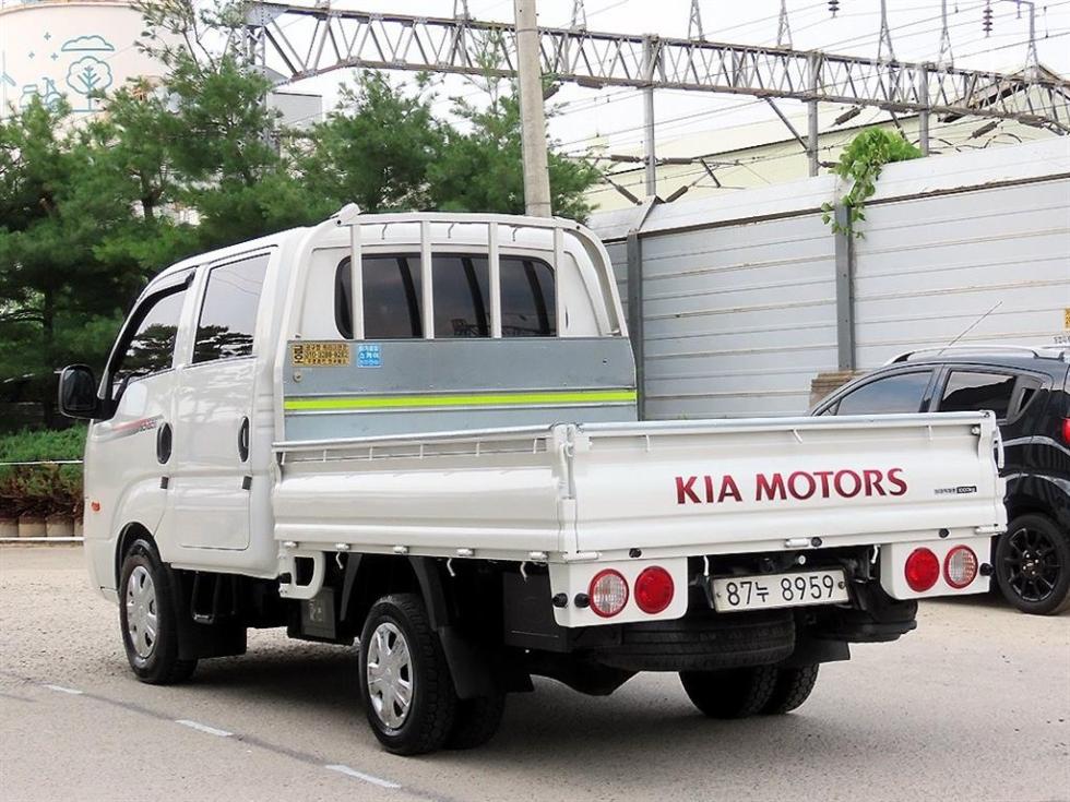 2022 - kia bongo iii