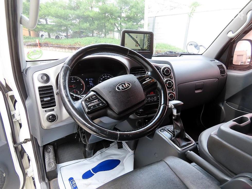 2022 - kia bongo iii