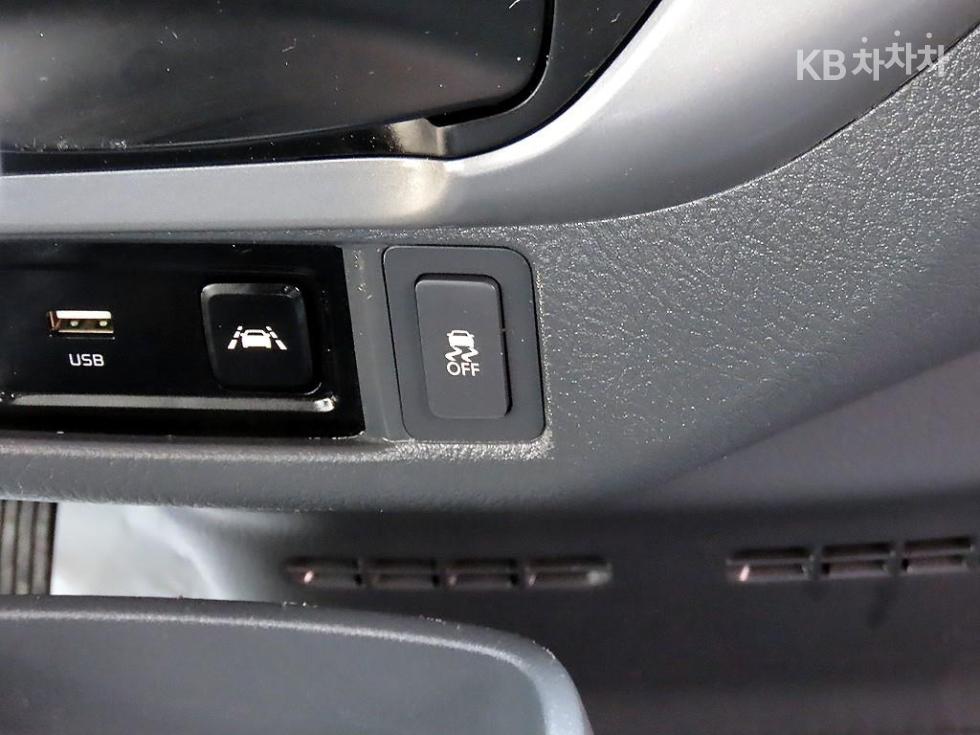 2022 - kia bongo iii