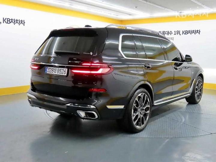 BMW X7 — miniaturë 3