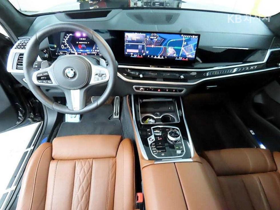 BMW X7 — miniaturë 7