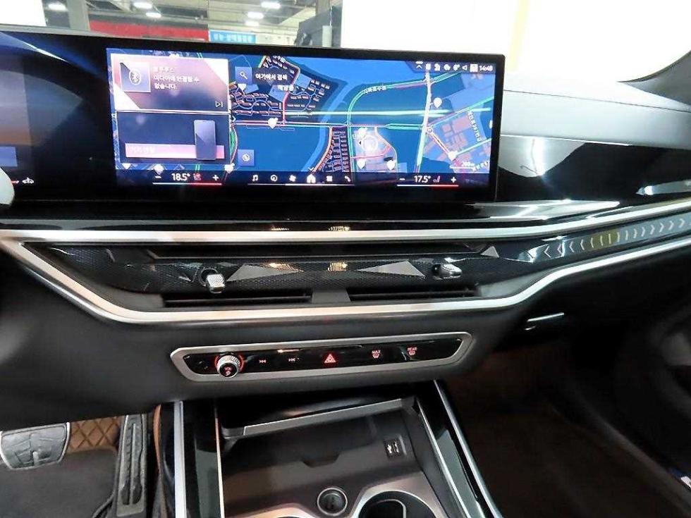 BMW X7 — miniaturë 13