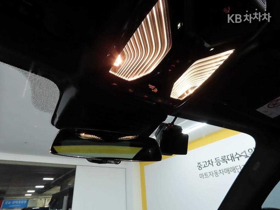 BMW X7 — miniaturë 16