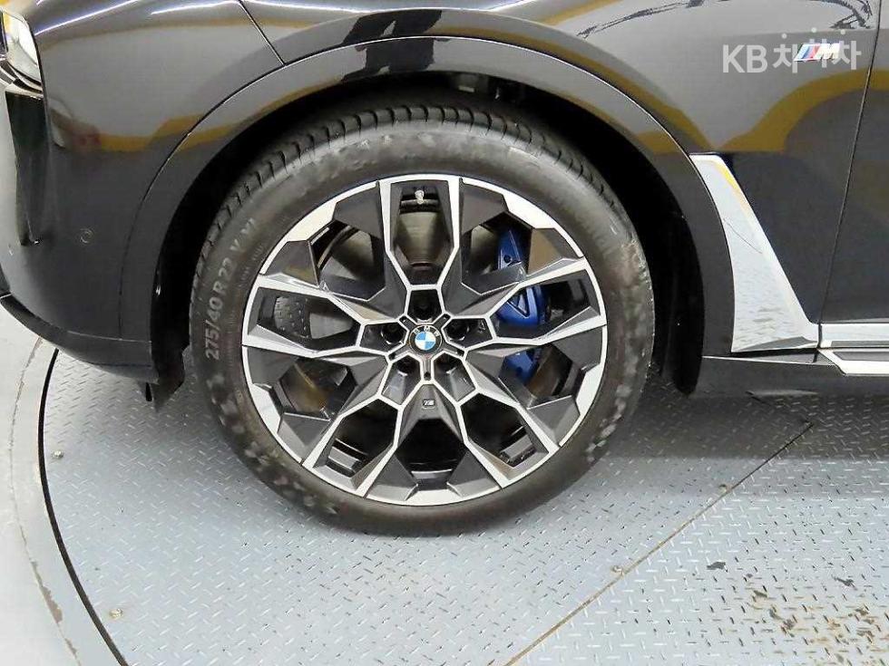 BMW X7 — miniaturë 20