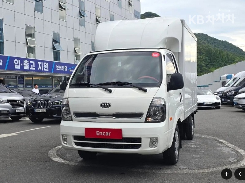 2014 - kia bongo iii