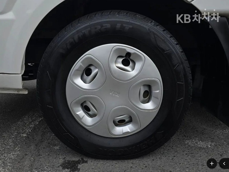 2014 - kia bongo iii