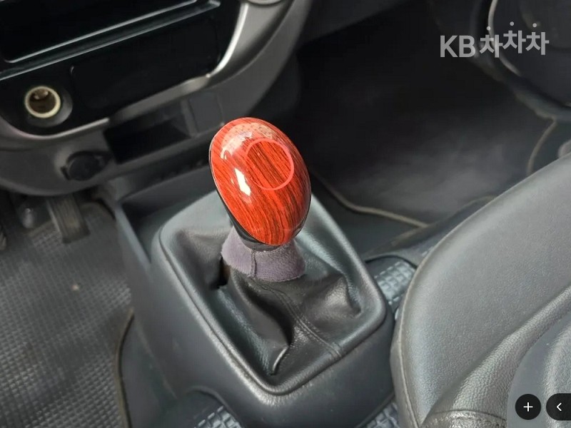 2014 - kia bongo iii