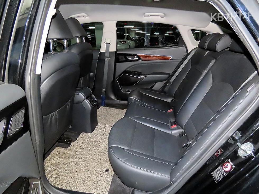 2016 - kia k7