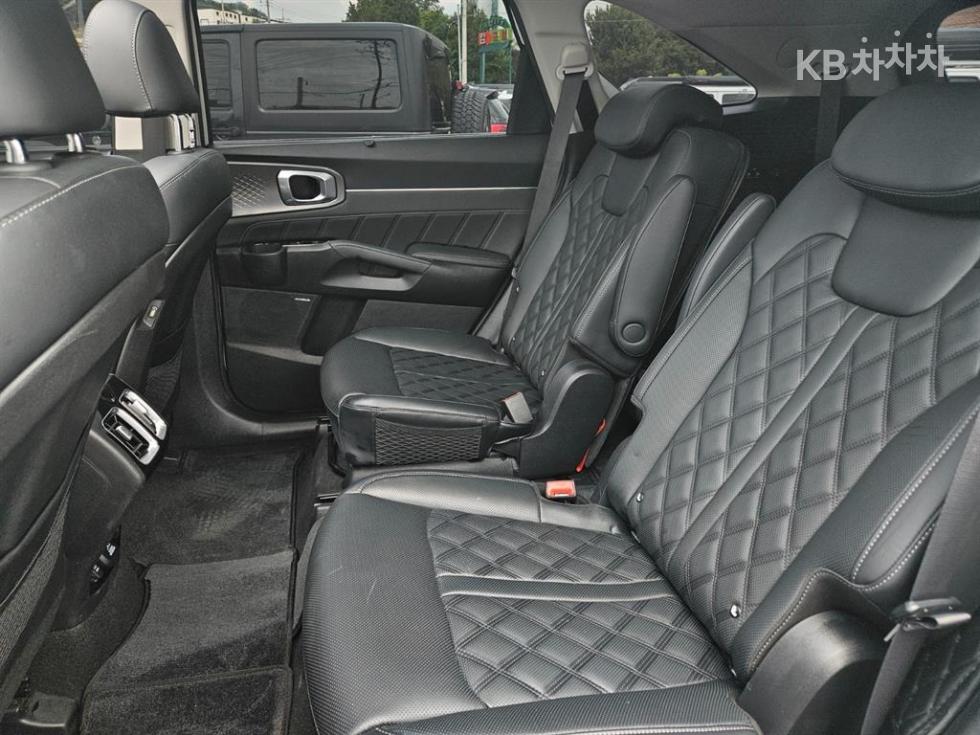2021 - kia sorento
