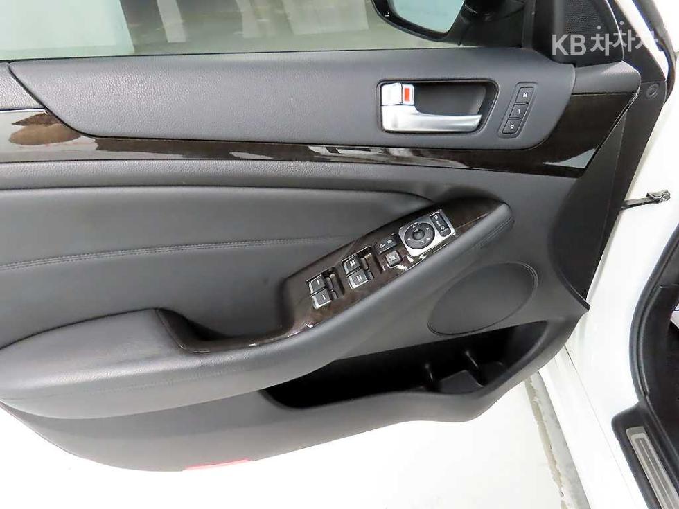 2014 - kia k7