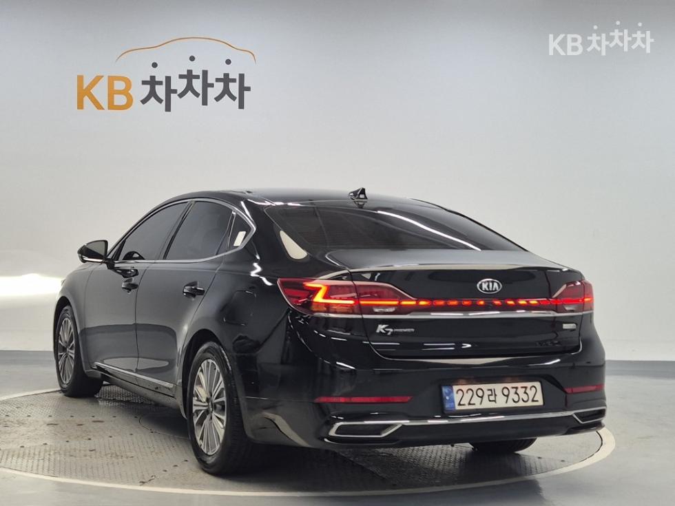 2021 - kia k7