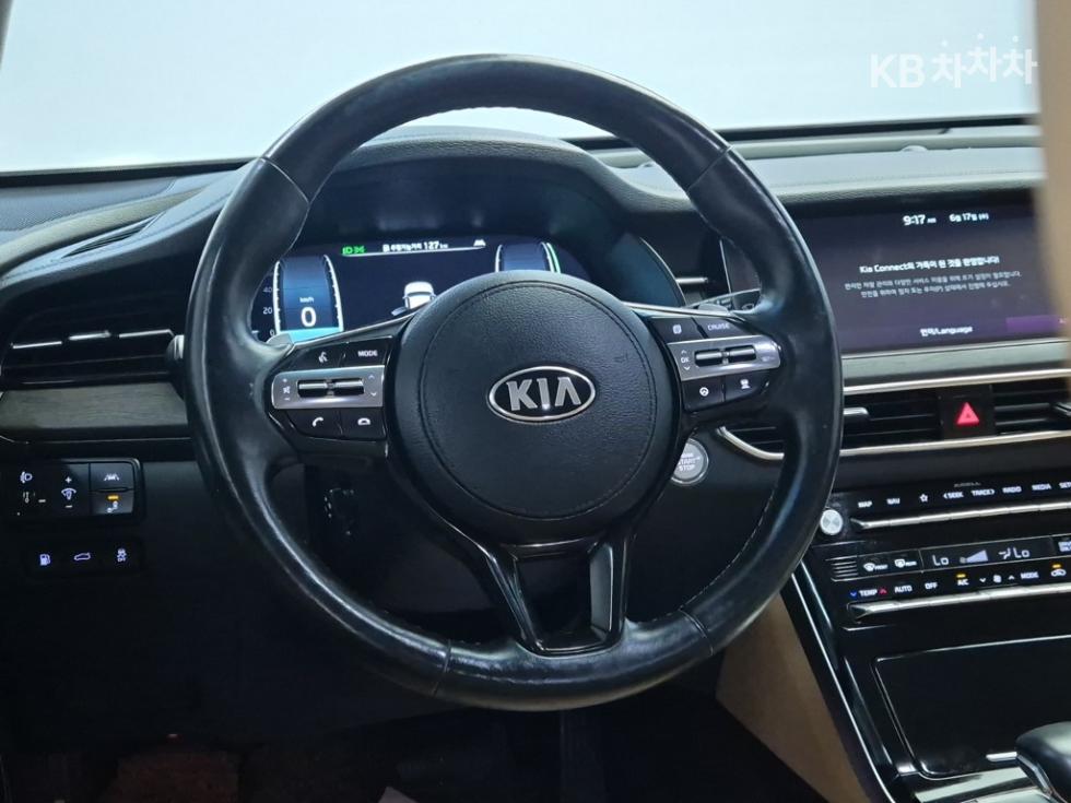 2021 - kia k7