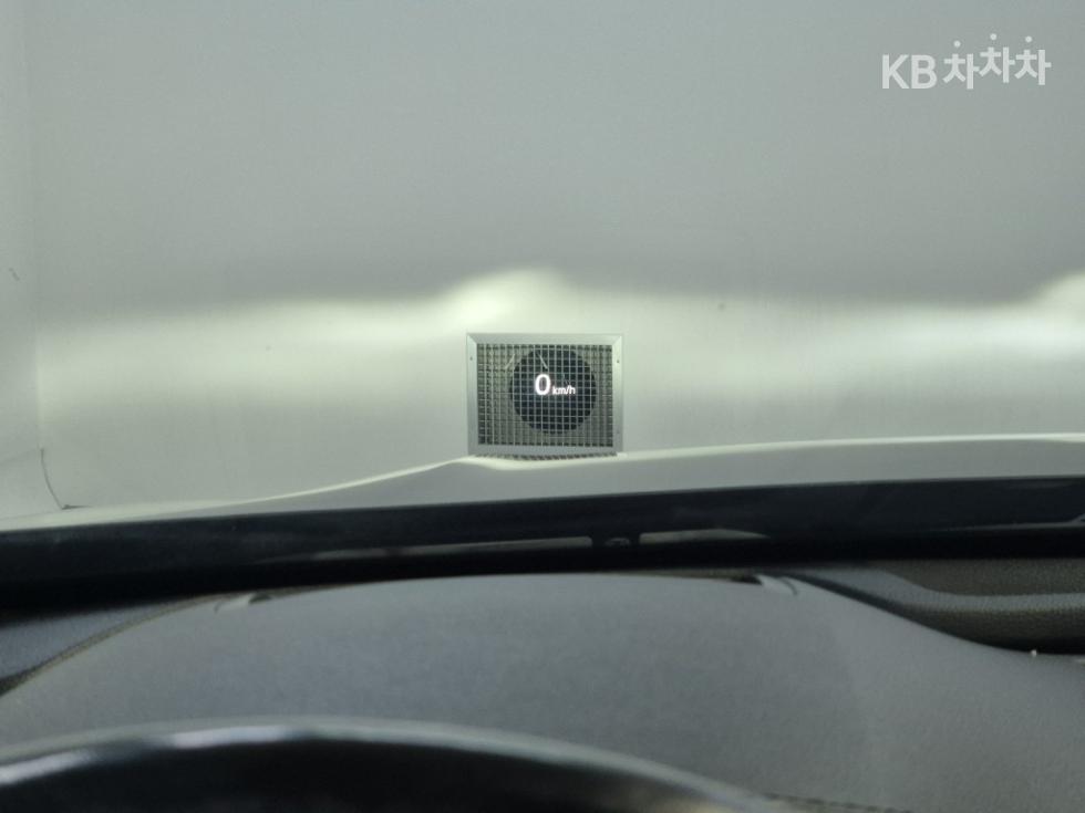 2021 - kia k7