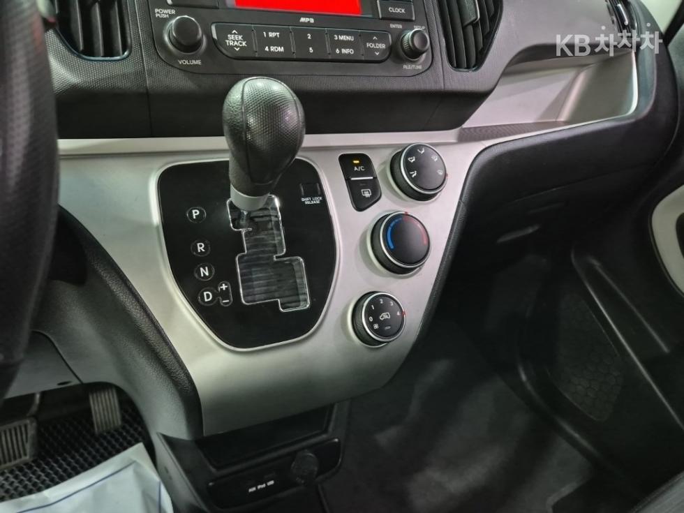 2016 - kia ray-ban