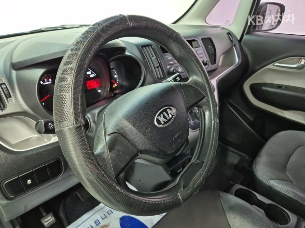 2016 - kia ray-ban