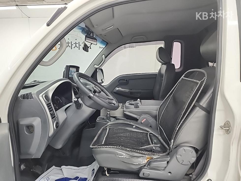 2016 - kia bongo iii