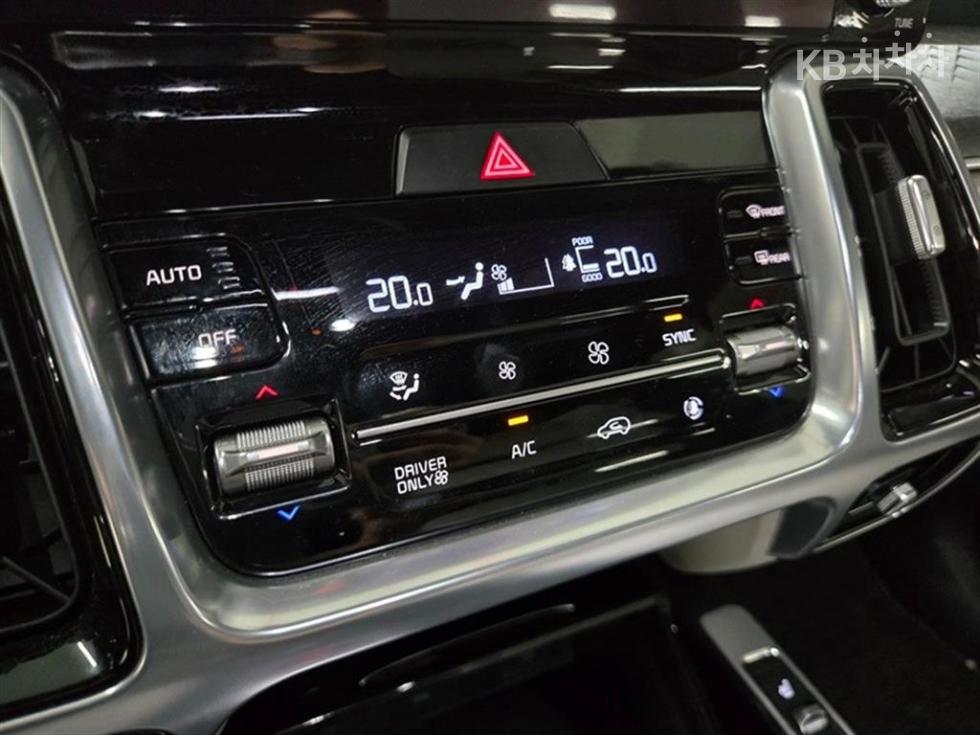 2023 - kia sorento