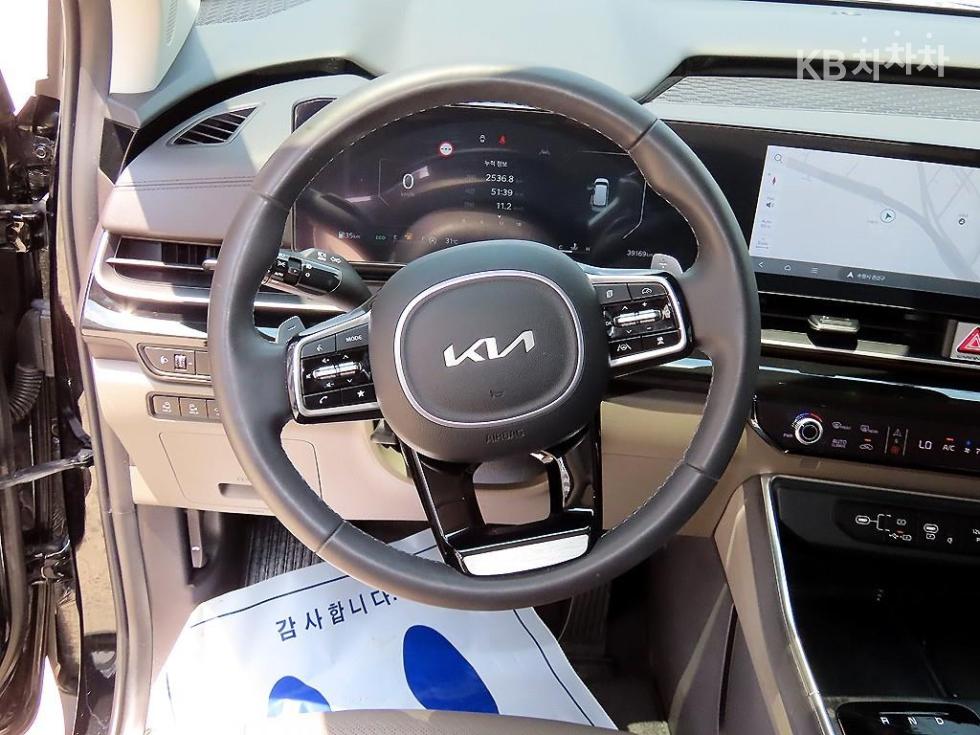 2025 - kia carnival